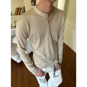 Classic Henley collar long sleeve pullover