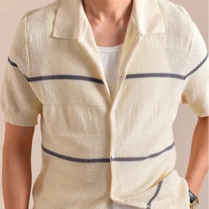 Linen short-sleeved polo shirt