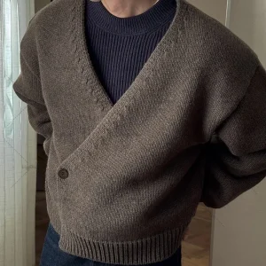 Loose-fitting casual cardigan