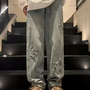 Star-embroidered straight-leg pants